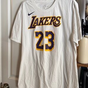 Nike White T-Shirt LeBron James jersey size XL